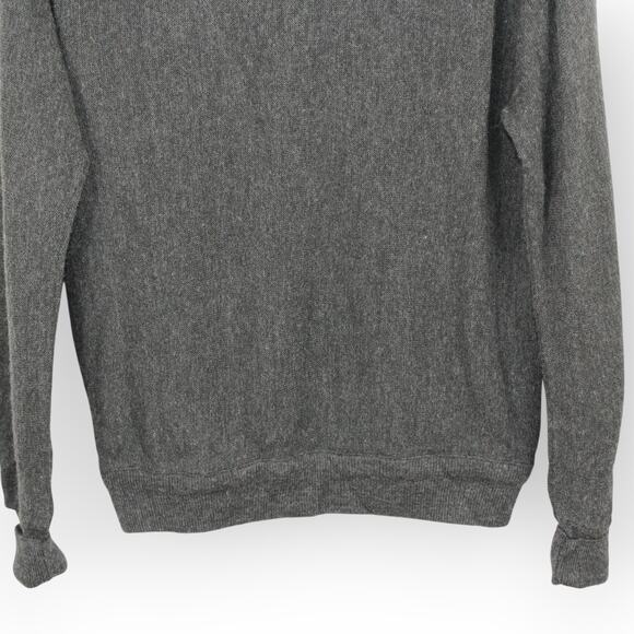 Men M Vintage IZOD LACOSTE Sweater MADE IN USA Charcoal Orlon V-Neck - Picture 8 of 9